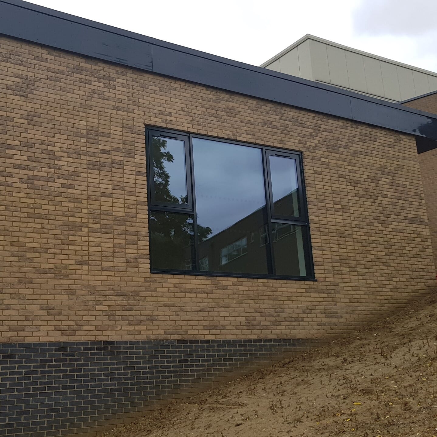 royal-latin-school-sports-complex-slide-4-original.jpg?w=1024&h=1024&scale