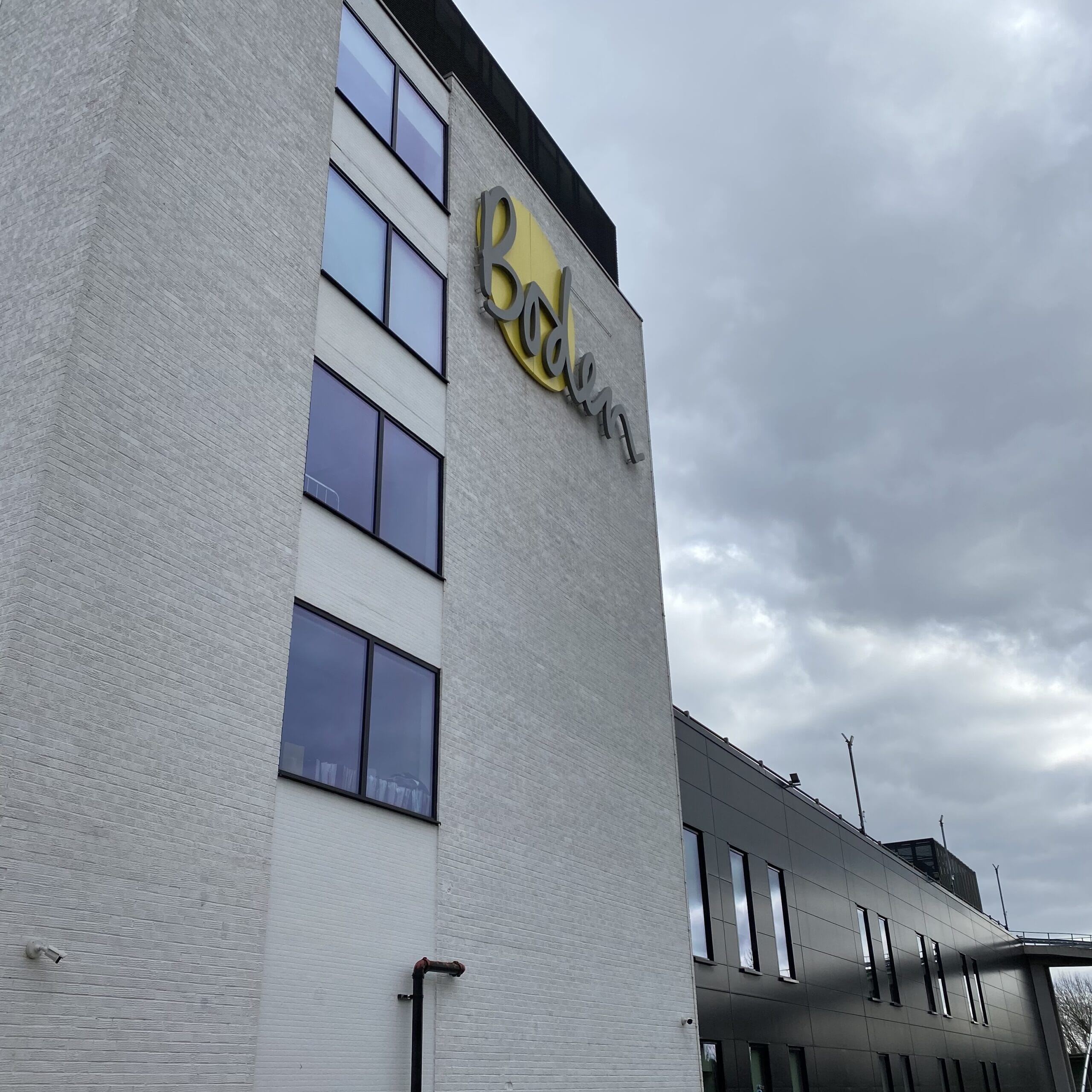 boden-house-slide-3-original-scaled.jpg?w=1024&h=1024&scale