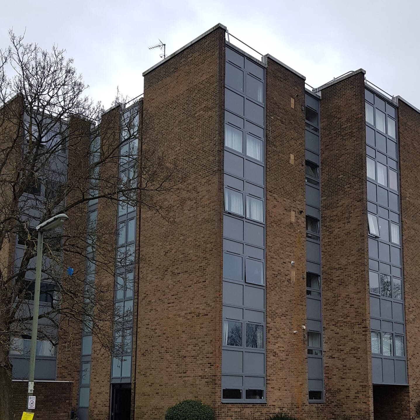 broadwater-house-weybridge-slide-4-original.jpg?w=1024&h=1024&scale