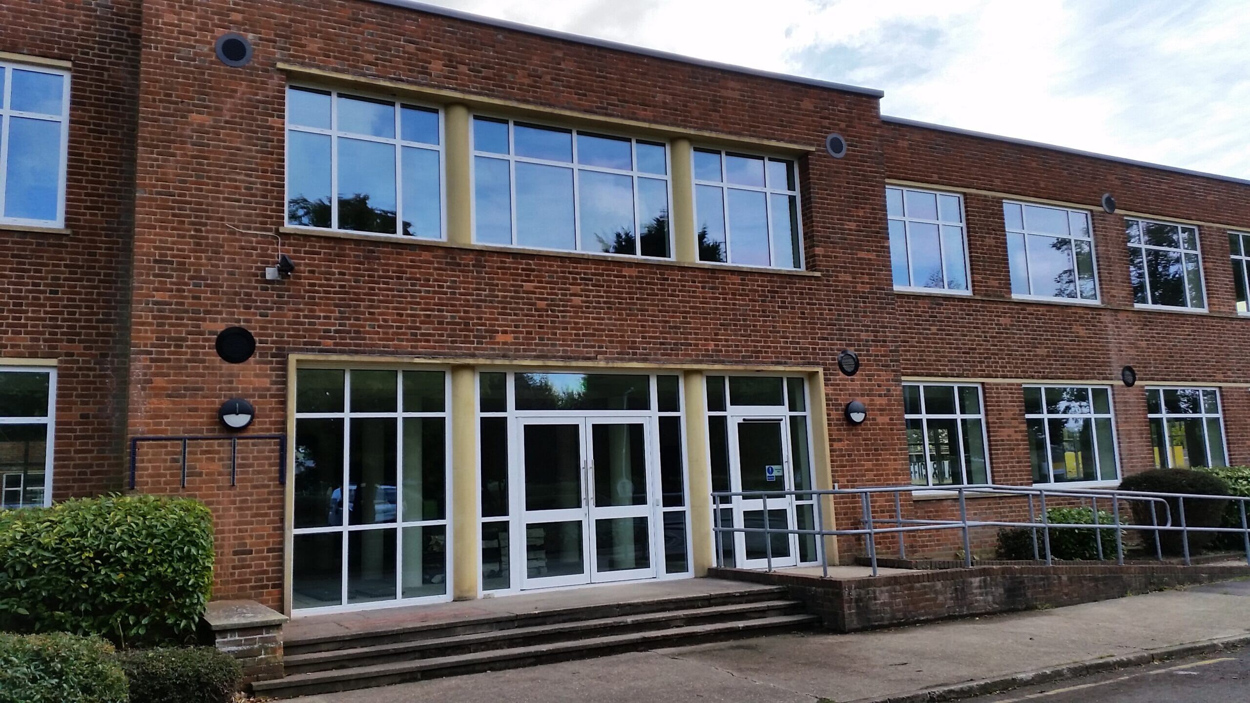 harwell-innovation-campus-main-original-scaled.jpg?w=1024&h=576&scale